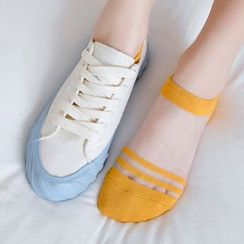 MOGLA - Mesh Panel Socks MOGLA - Mesh Panel Socks