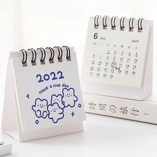 Bu Calendar 2022 Cute Essentials Mini Desktop Calendar 2022 | Yesstyle