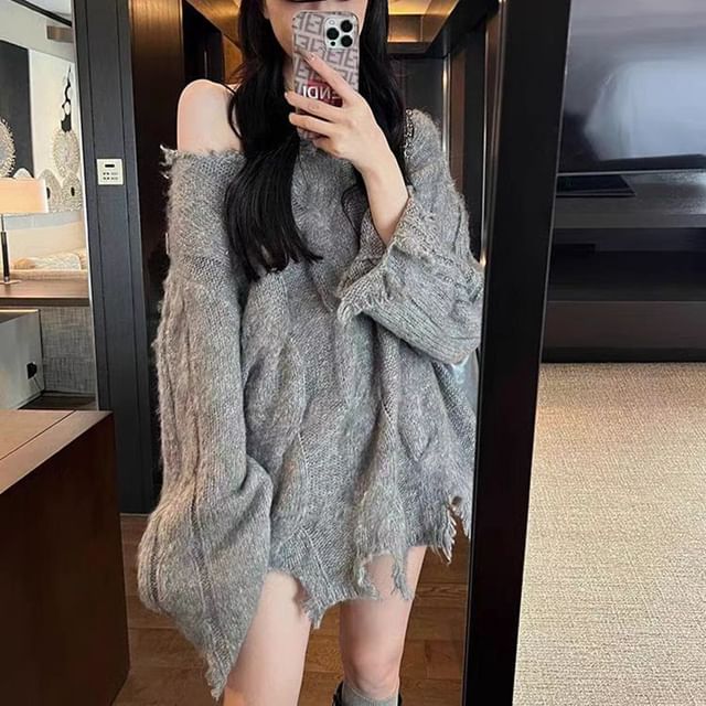 INEN-Off Shoulder Distressed Plain Sweater