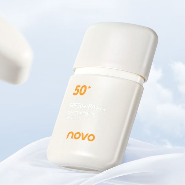 NOVO-Promienny filtr przeciwsłoneczny SPF50 PA-40 G