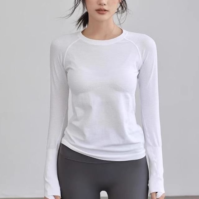 Runyz-Long Sleeve Round Neck Plain Tee