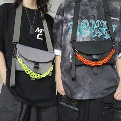 EAVALURE - Lightweight Lettering Backpack EAVALURE - Lightweight Lettering Backpack