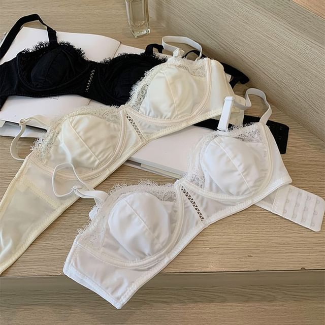 Candyiry-Perforated Lace Trim Bra