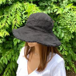 DANI LOVE - Fray-Edge Bucket Hat DANI LOVE - Fray-Edge Bucket Hat