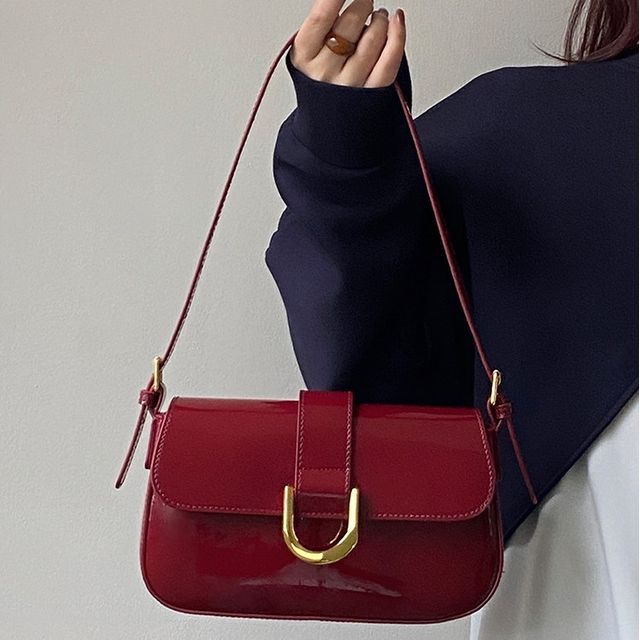 Indenis-Patent Flap Shoulder Bag