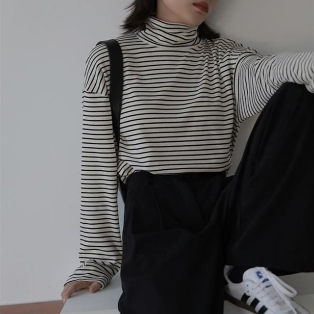 Fabricino-Long Sleeve Turtleneck Striped Top