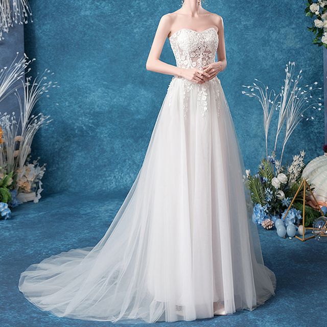 Fioridi - Lace Trained Tube A-Line Wedding Gown | YesStyle