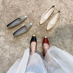 MIKOGI - Cap-Toe Studded Flats MIKOGI - Cap-Toe Studded Flats