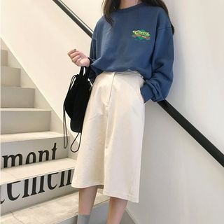 sweatshirt with a skirt