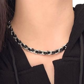 Gemsha-Faux Leather Twisted Chain Necklace