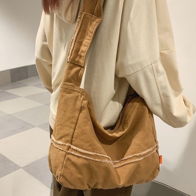 Melois-Canvas Messenger Bag