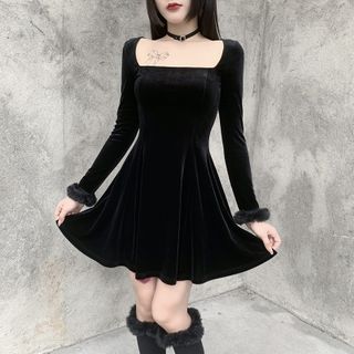 a line black dress short Karen Kane Short Sleeve A-Line Dress Black L / Black main image 1