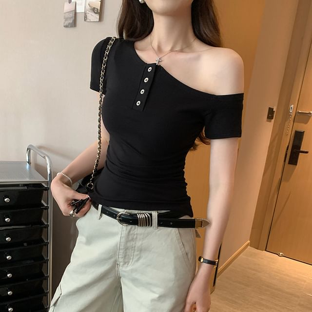Asiris-Short-Sleeve V-Neck Plain Top