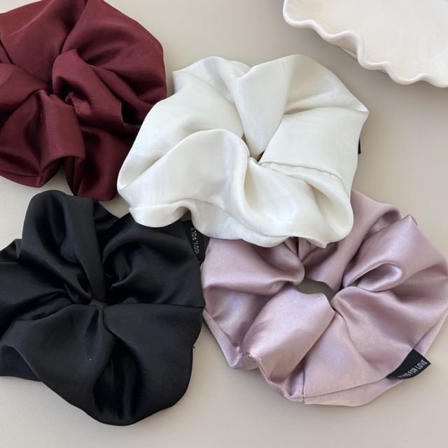 Kayochs-Satin Scrunchie