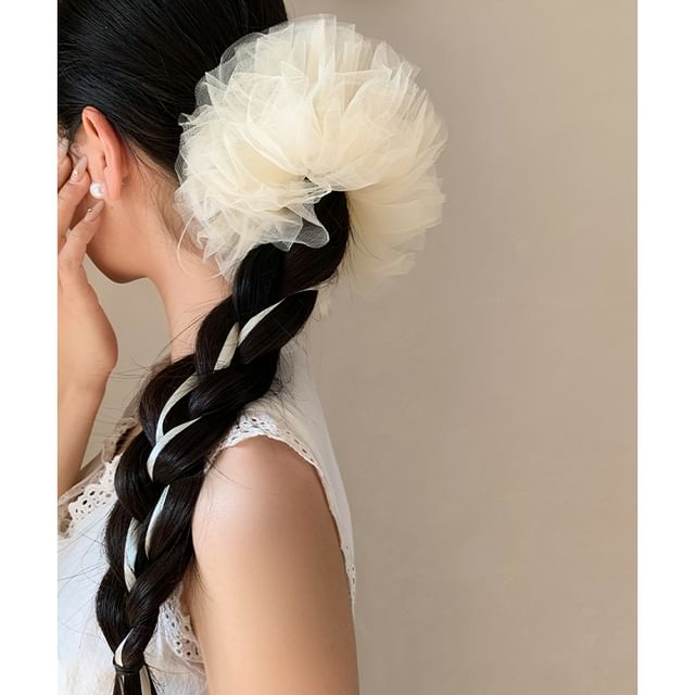 Show Mind-Mesh Scrunchie