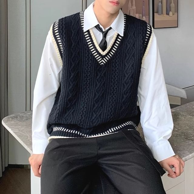 WidoWilder-V-Neck Contrast Trim Cable Knit Sweater Vest
