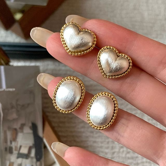 Panda Dama-Stud Earring
