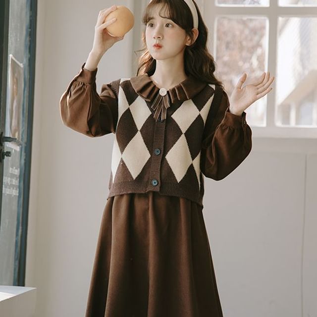 sansweet - Set: V-Neck Diamond Pattern Sweater Vest + Long-Sleeve Plain Midi A-Line Dress | YesStyle sansweet - Set: V-Neck Diamond Pattern Sweater Vest + Long-Sleeve Plain Midi A-Line Dress | YesStyle