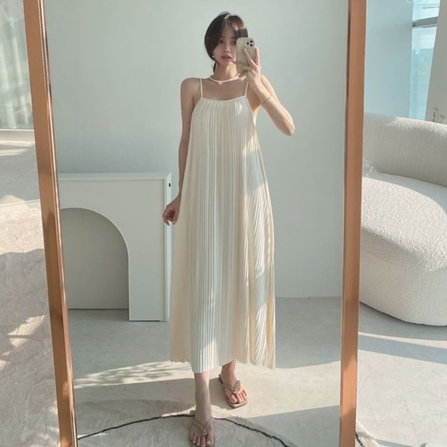 Tulstrix-Spaghetti Strap Plain Pleated Midi A-Line Dress