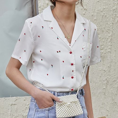 Yesstyle strawberry shirt Clearance