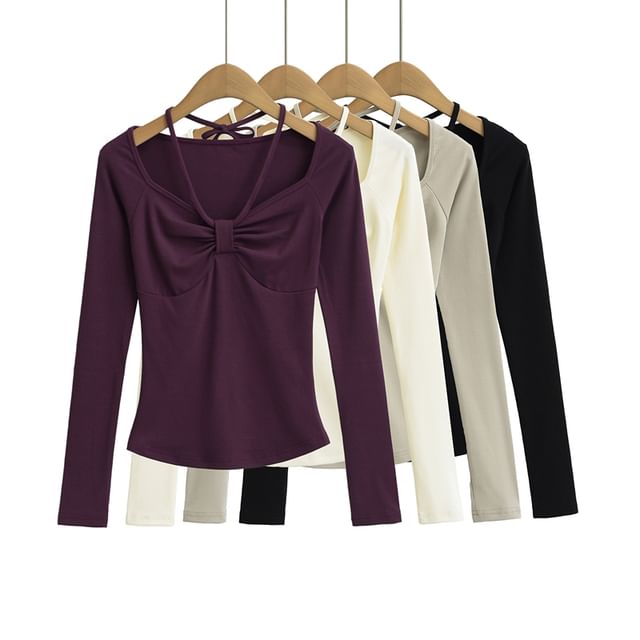 Ulark-Long-Sleeve Cutout Plain Crop Top