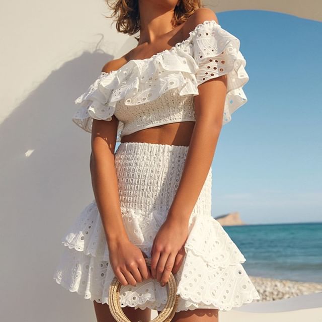 Moly Moly Set: Off-Shoulder Ruffled Crop Lace Top High Waist