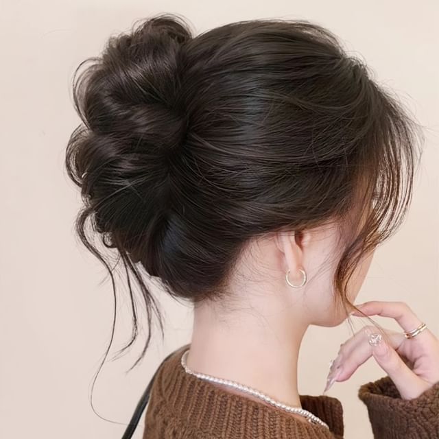 Jasmintinea-Hair Bun
