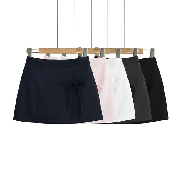 Ulark-Low Rise Plain Mini A-Line Skirt
