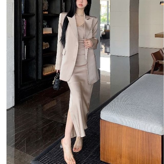 Maxi Bodycon Dress With Blazer 7+1 Inspirational Dresses Blazer Outfits