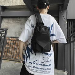 Mulgam - Plain Zip Sling Bag Mulgam - Plain Zip Sling Bag