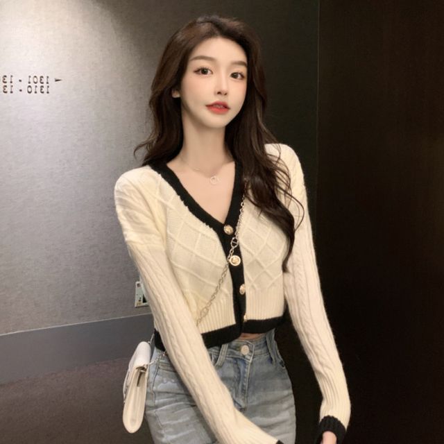 Odestra-V-Neck Contrast Trim Cropped Cardigan