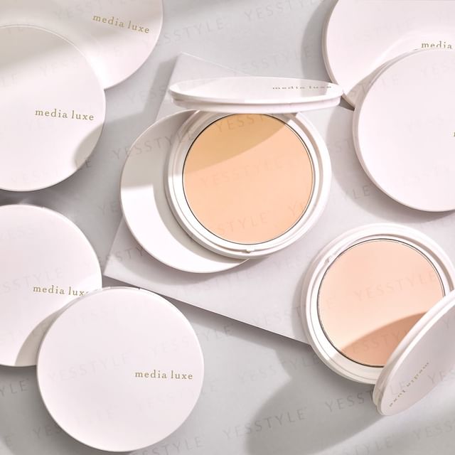 Kanebo-Media Luxe Presssed Powder