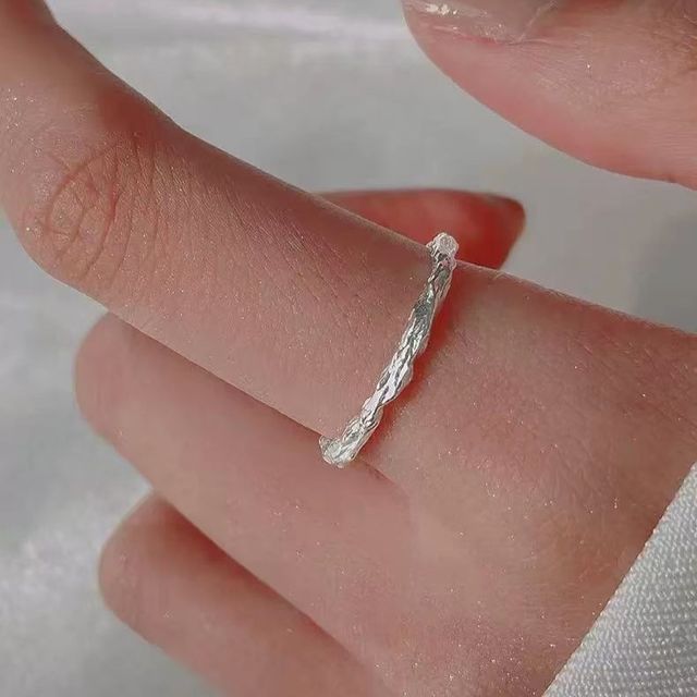 Parskletie-Textured Sterling Silver Open Ring
