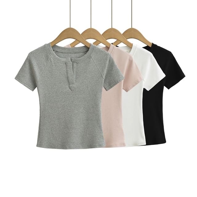 Ulark-Short-Sleeve Notch Neck Slim Fit Tee