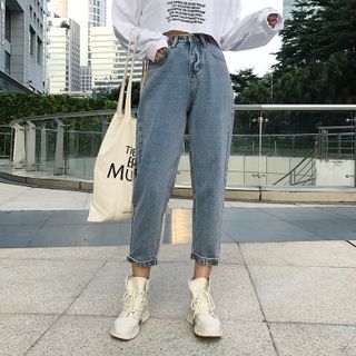 straight baggy jeans