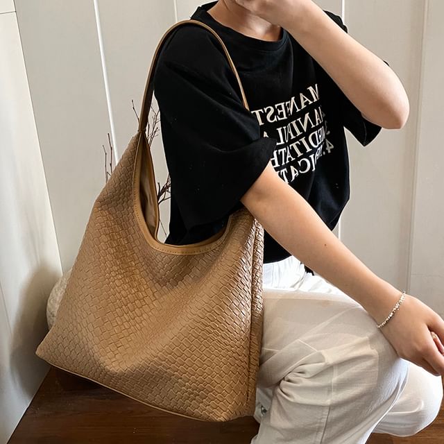 Skyglow-Textured Tote Bag