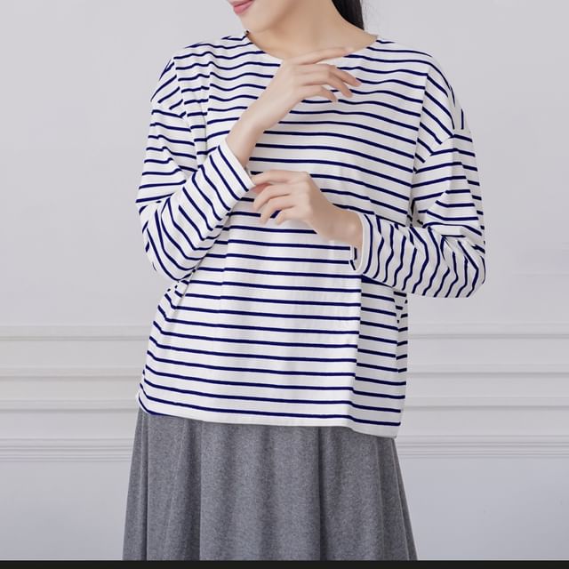 INEN-34-Sleeve Crew Neck Striped Tee