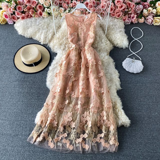 Yearnin - Floral Applique Mesh Sleeveless Dress