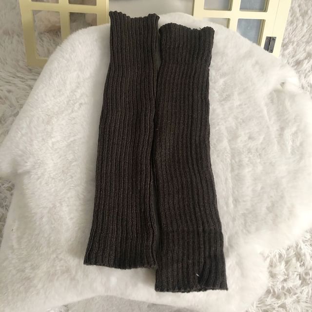 Cozy Outing Waffle Knit Leg Warmers In Black