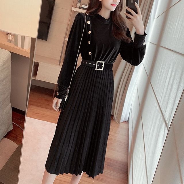 romantic floral midi dress Floral Strap Midi Dress