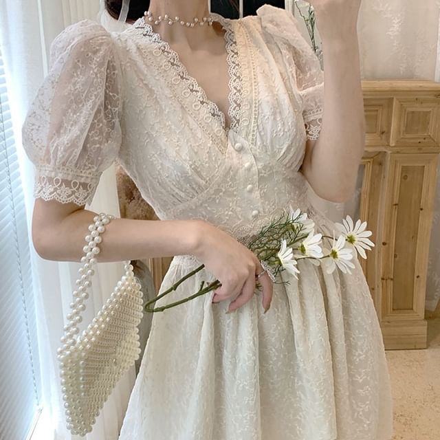 Short-Sleeve Lace Midi A-Line Dress 