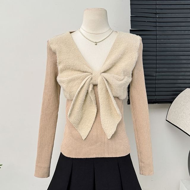 Lemongrass-Two-Tone V-Neck Bowknot Knit Top
