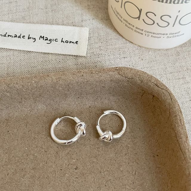 Panda Dama-Knot Huggie Earring