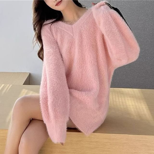 FR-Drop Shoulder V-Neck Plain Fluffy Sweater
