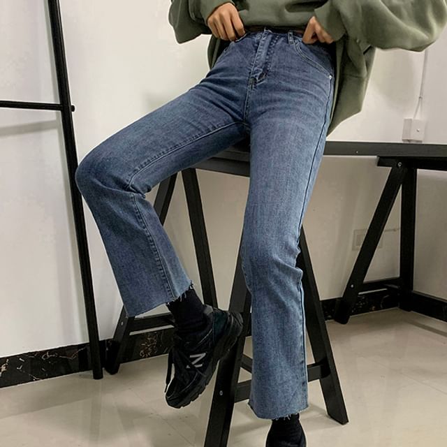 Dear Yours - Cropped Boot-Cut Jeans 