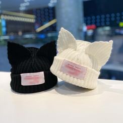 Hyeeun - Lettering Applique Cat Knit Beanie