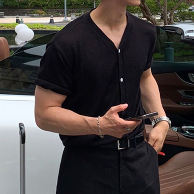 Okwano-Short-Sleeve V-Neck Cardigan