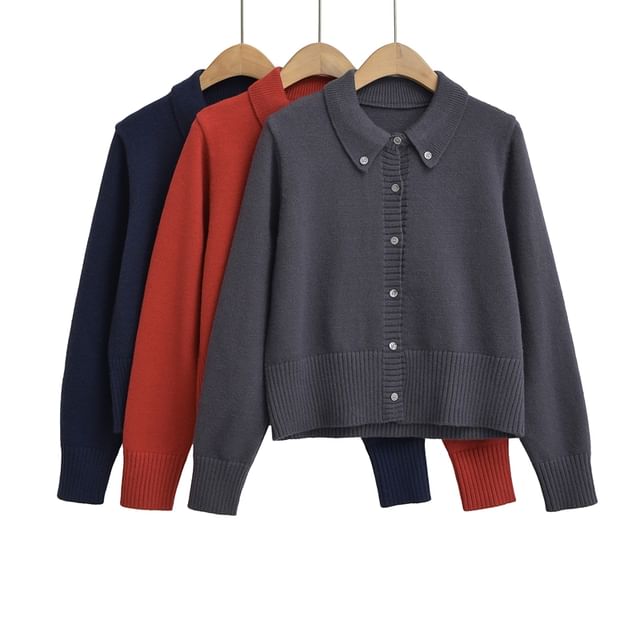 Ulark-Collared Plain Button Up Crop Cardigan
