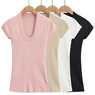 Sundine Short-Sleeve Scoop Neck Plain T-Shirt