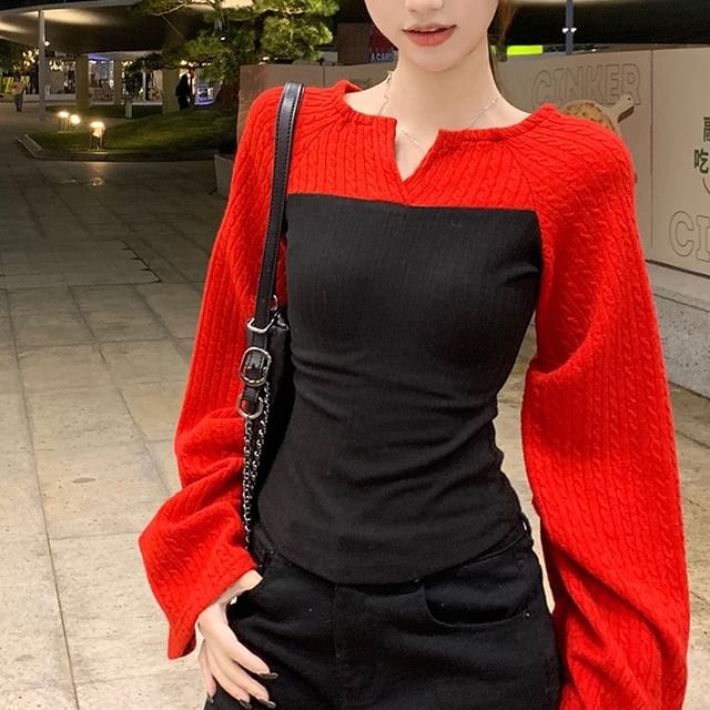 Gilmort-Long Sleeve Notch Neck Two Tone Knit Top